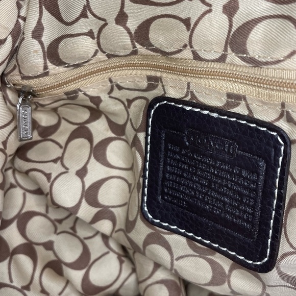 Coach brown purse handbag. Used. - Picture 3 of 10